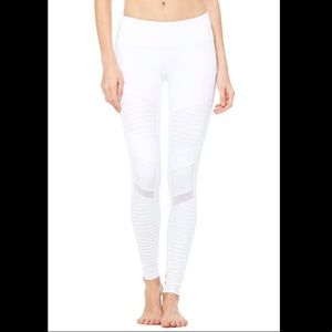 NWT Alo White Moto Leggings